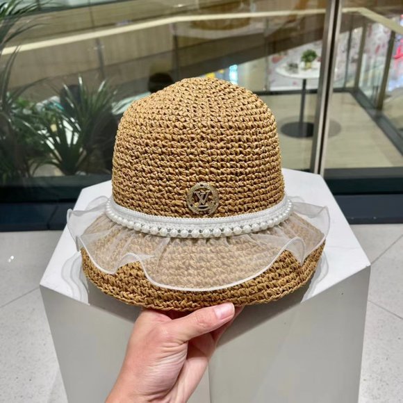 AUTHENTIC Louis Vuitton Hats main image 6